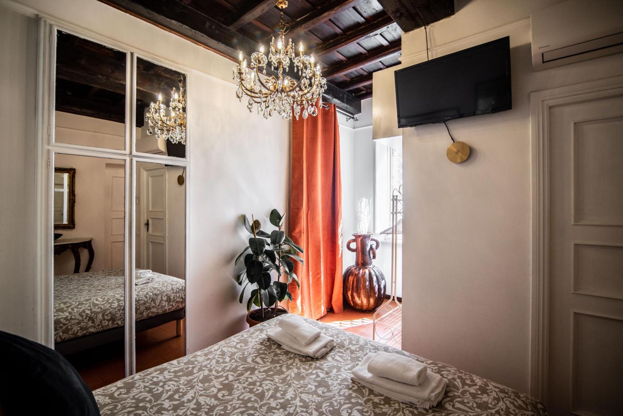 Spanish Steps Apartment & Terrace โรม ภายนอก รูปภาพ
